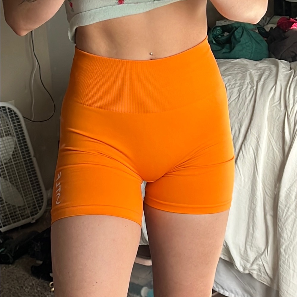 LF Orange Bike Shorts High-Waisted Stretch